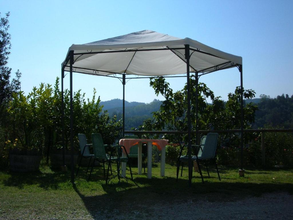 Agriturismo Cascina Vrona Vila Monteu Roero Exterior foto